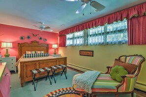 Cottage (2 Bedrooms) | Interior - Charming Blue Ridge Cottage w/ Stunning Views! (Marion)