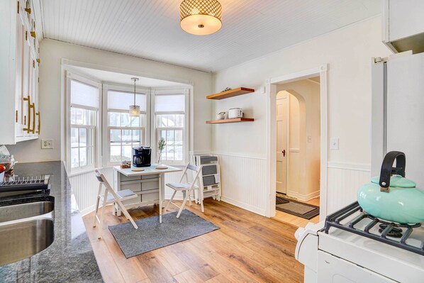 Interior - Charming Minneapolis Home < 1 Mi to Lakes! (Minneapolis)