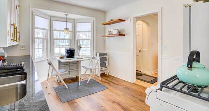 Charming Minneapolis Home < 1 Mi to Lakes!