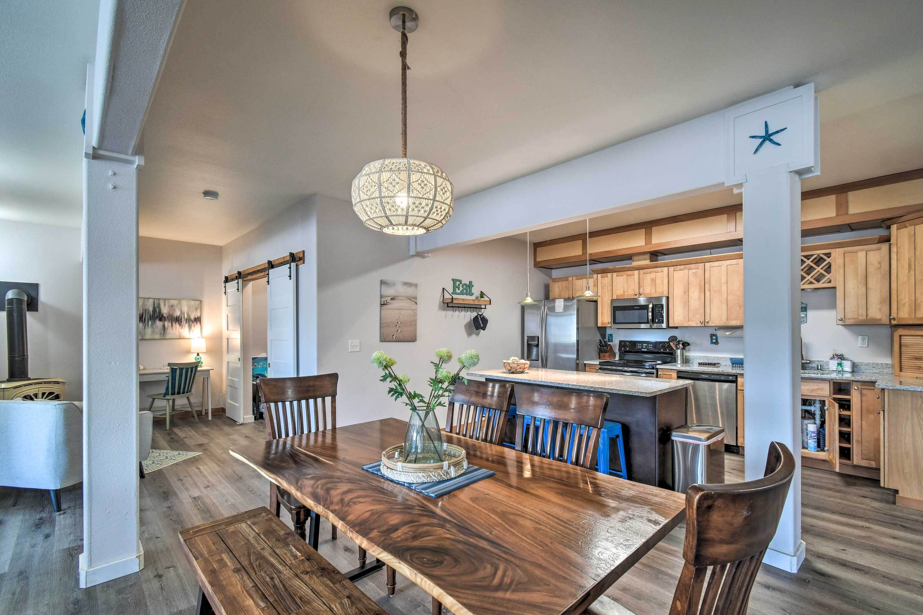 Apartment (3 Bedrooms) | Front of property