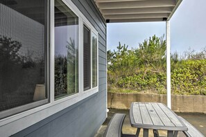 Apartment (3 Bedrooms) | Interior - Waterfront Vacation Rental in Ocean Shores (Ocean Shores)