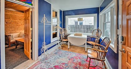 0601: Downtown Salida Cottage w/ Fireplace + Yard