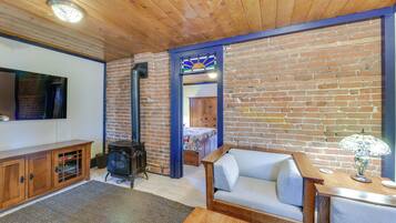 Cottage (1 Bedroom) | Interior