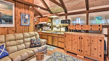 Cottage (2 Bedrooms) | Interior