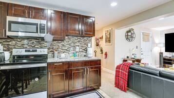 Apartment (1 Bedroom) | Interior