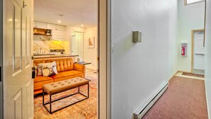 Unclassified image, 2 of 24, button - Cozy Breckenridge Condo: Free Ski Shuttle Access! (Breckenridge)