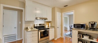 Cozy Home w/ Fenced Yard < 1 Mi Downtown Matthews!