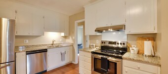 Cozy Home w/ Fenced Yard < 1 Mi Downtown Matthews!