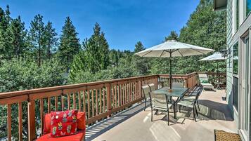 Nhà (3 Bedrooms) | Khu ẩm thực ngoài trời