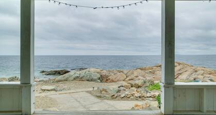 Historic Cottage w/ Beautiful Oceanfront View