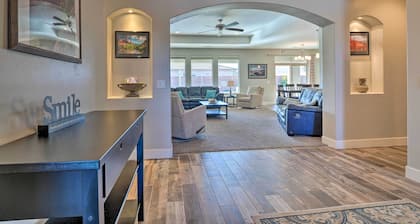 Adventure Bound Home w/ Pickleball, Hot Tub & More