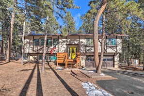 Exterior - Scenic Woodland Park Cottage w/ Deck + Grill! (Woodland Park)