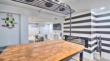 Apartment (0 Bedroom) | Interior