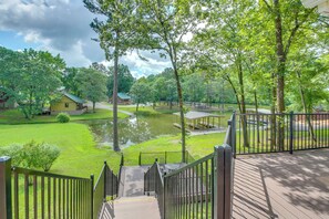 House (3 Bedrooms) | Interior - Lakefront Arkansas Home w/ Dock & Sunroom (Hot Springs)