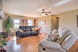 Casa (2 Bedrooms) | Interior