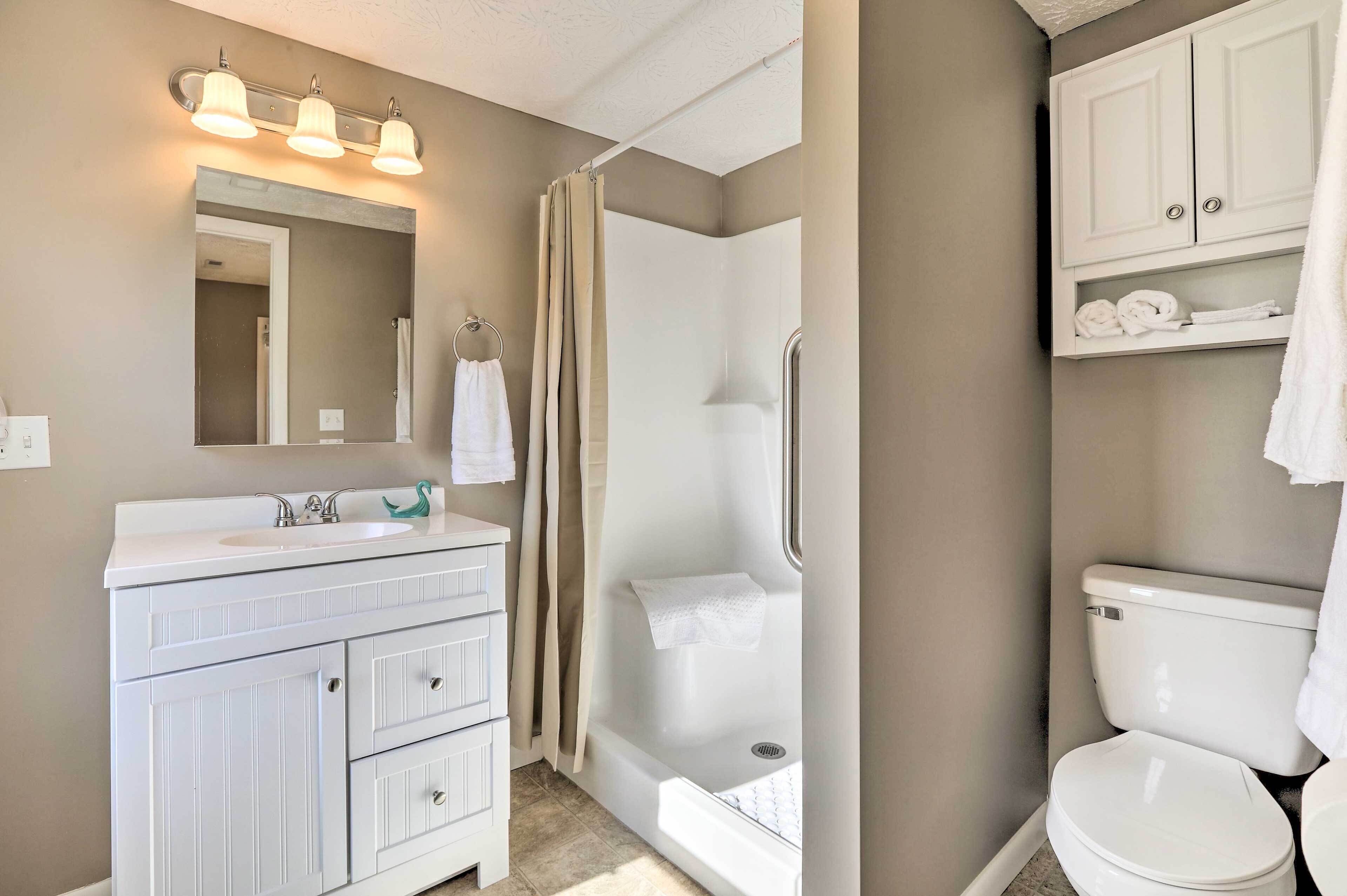 House (2 Bedrooms) | Interior