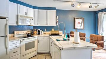 Apartment (0 Bedroom) | Interior