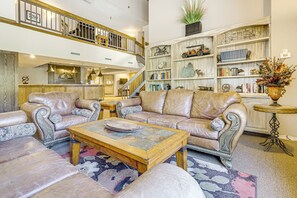 Apartment (0 Bedroom) | Interior