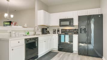 Apartment (3 Bedrooms) | Interior