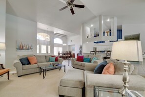 Interior - 'simplicity' Citrus Springs Home ~ 4 Mi to Rivers! (Citrus Springs)