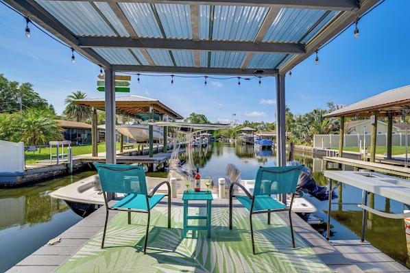 House (3 Bedrooms) | Property grounds - Boat Dock & Kayaks: Canalfront Home in Homosassa (Homosassa)