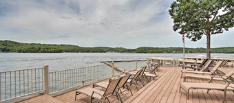 Screened Balcony & Views: Modern Osage Beach Condo