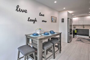 Interior - Canal-front Condo: Walk to Downtown Ft Lauderdale! (Fort Lauderdale)