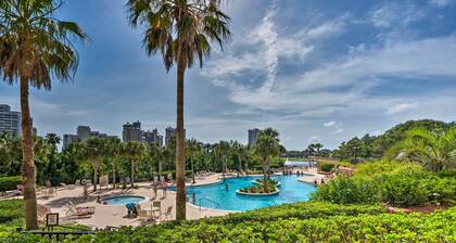 Coastal Condo: Patio & Free Resort Amenities!