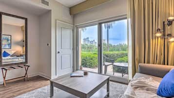 Apartment (0 Bedroom) | Interior