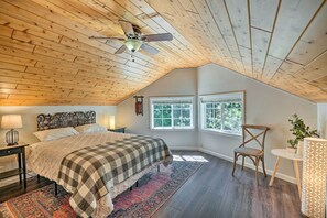 House (2 Bedrooms) | Interior - 1 Mi to Jenkinson Lake: Apples Chalet w/ Deck (Pollock Pines)