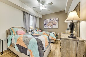 Apartment (2 Bedrooms) | Interior - Golf & Spa Escape: Chic Lakewood National Condo! (Bradenton)