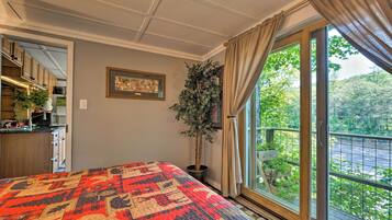 Cottage (2 Bedrooms) | Interior