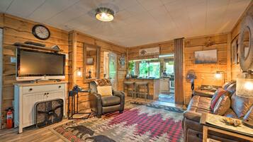 Cottage (2 Bedrooms) | Interior