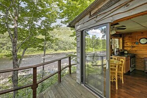 Cottage (2 Bedrooms) | Front of property