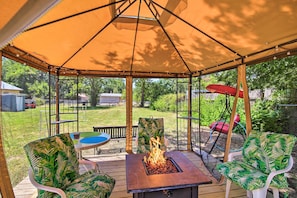 House (2 Bedrooms) | Front of property - Fredericksburg Home 8 Blocks to Main St + Wineries (Fredericksburg)