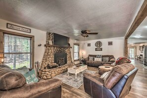 House (3 Bedrooms) | Interior - Tranquil Cabin w/ Stream & Deck Near Dtwn Ruidoso! (Ruidoso)
