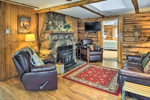 House (2 Bedrooms) | Interior - Allenspark Vacation Rental Near Estes Park! (Allenspark)