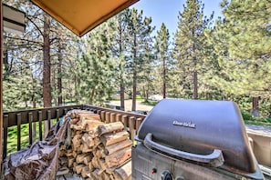 Interior - Renovated Mammoth Lakes Retreat w/ Private Balcony (Mammoth Lakes)