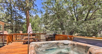 Hot Tub & Deck: Big Bear Gem Near Resorts!