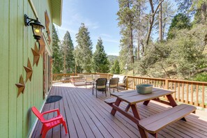 Interior - Remodeled Crestline Retreat: Walk to Lake Gregory! (Crestline)