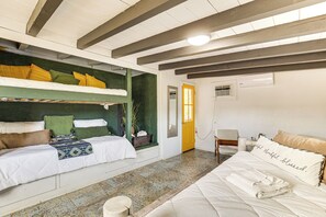 Interior - 5 Mi to Joshua Tree Nat'l Park: Home w/ Game Room (Joshua Tree)