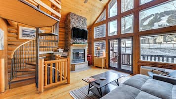 Apartment (2 Bedrooms) | Front of property