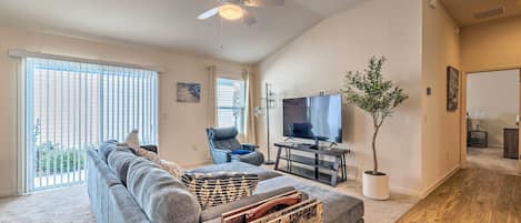 House (2 Bedrooms) | Interior