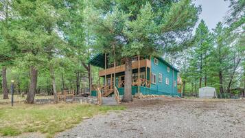 House (6 Bedrooms) | Interior