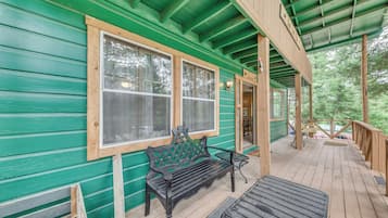 House (6 Bedrooms) | Interior