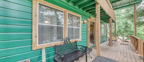 House (6 Bedrooms) | Interior