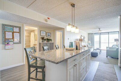 Heated Pool + Views: Beachfront Ocean City Gem
