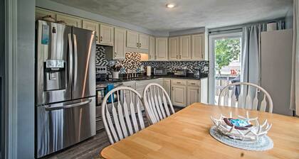 Walk to Beach: Quaint Dennis Home w/ Deck + Grill!