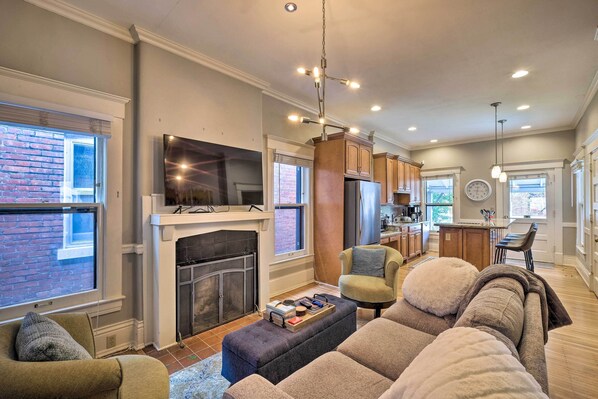 House (3 Bedrooms) | Interior