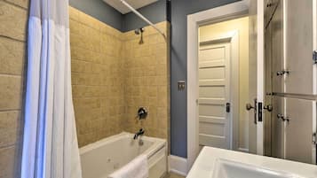 Nhà (3 Bedrooms) | Nội thất